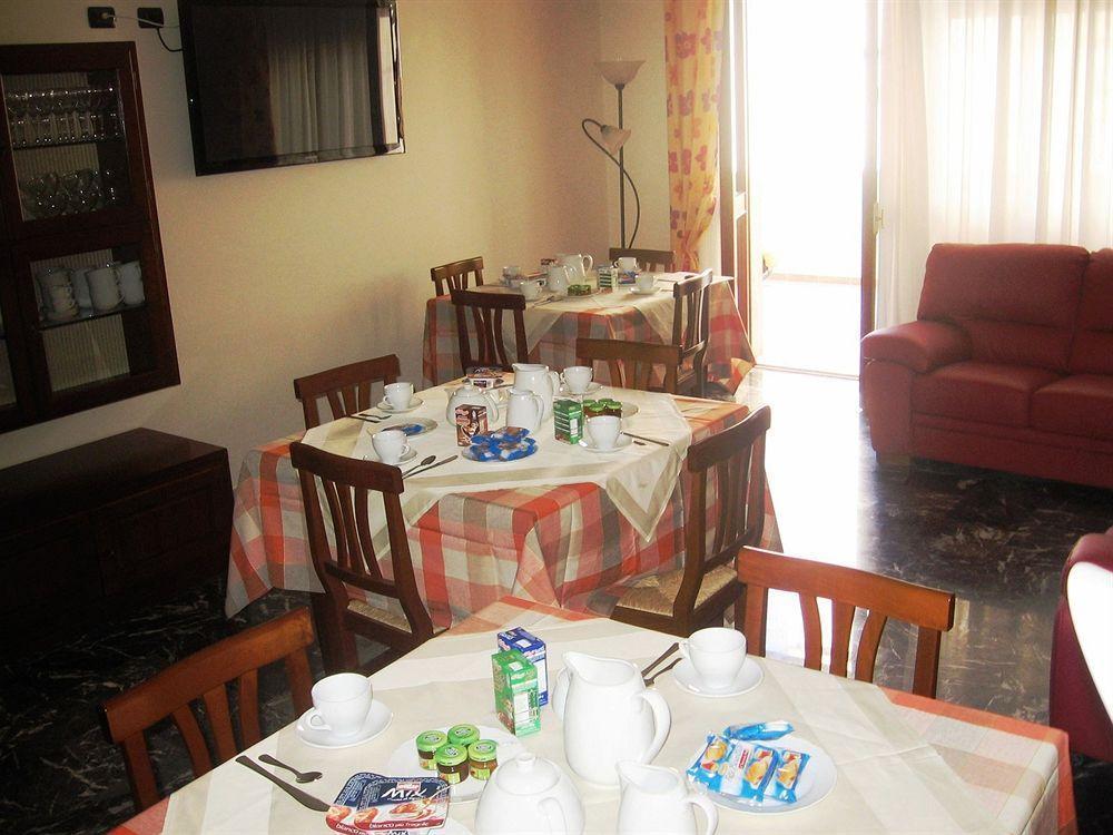 B&B Piazza 300Mila 레체 외부 사진