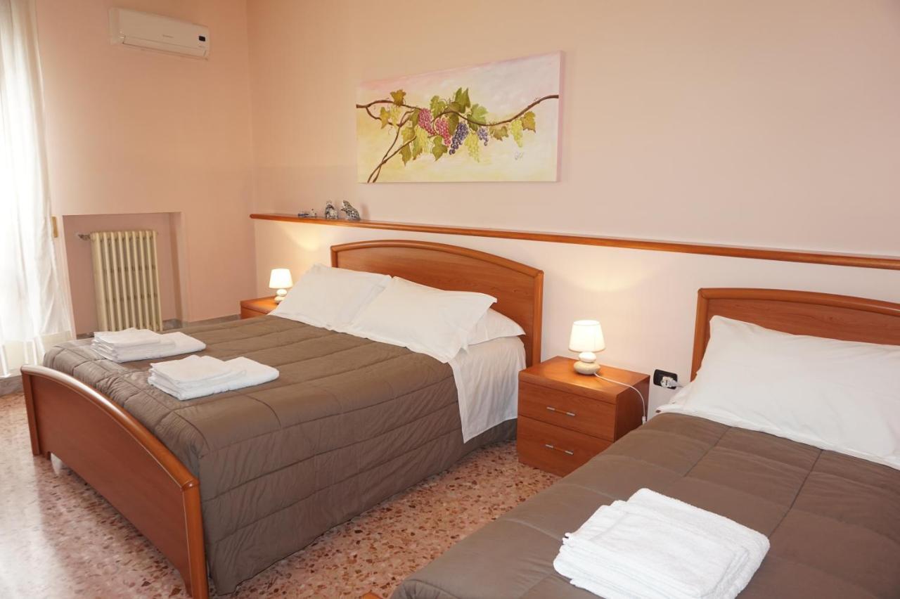 B&B Piazza 300Mila 레체 외부 사진