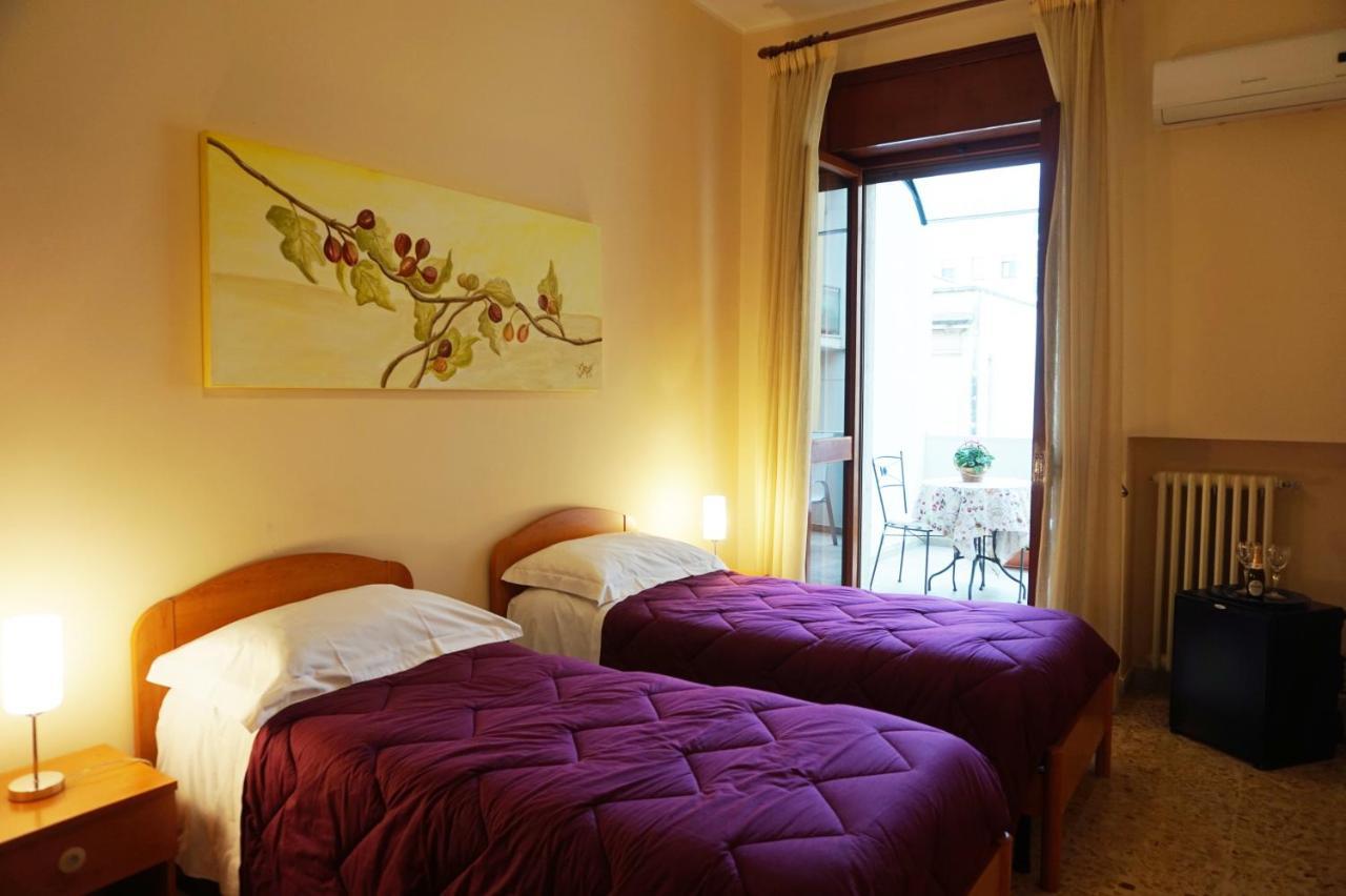 B&B Piazza 300Mila 레체 외부 사진